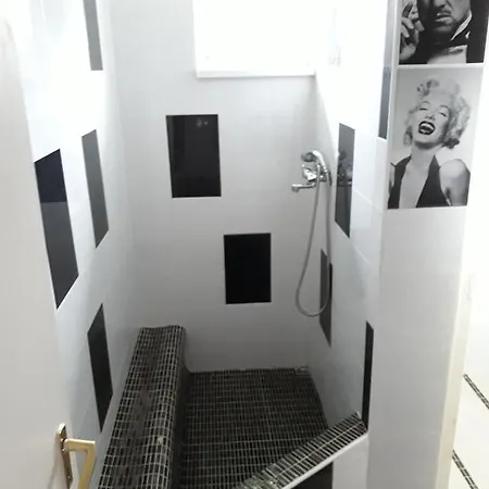 Apartamento Viktória *